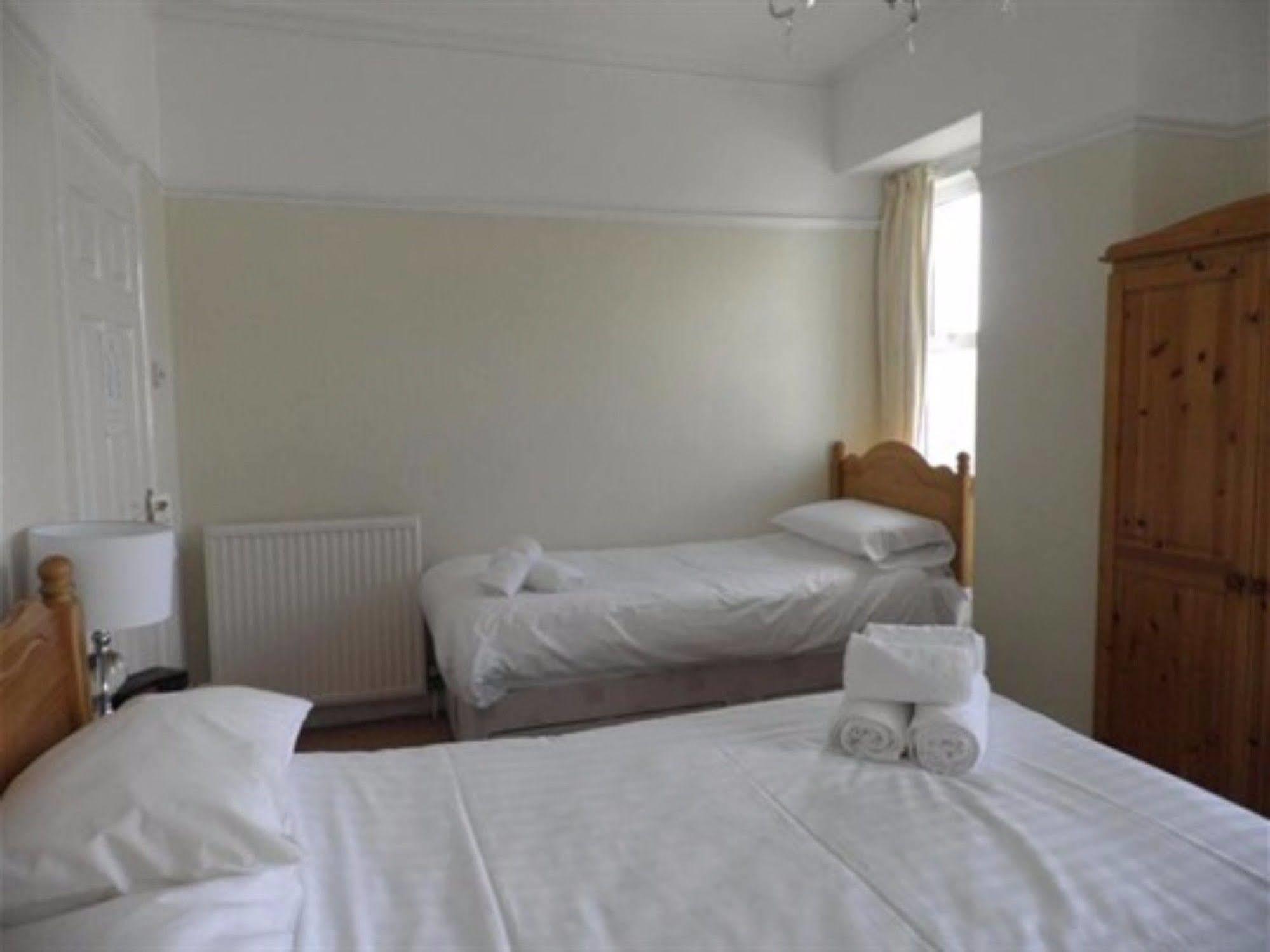 The Wylfa Hotel Abersoch Ngoại thất bức ảnh