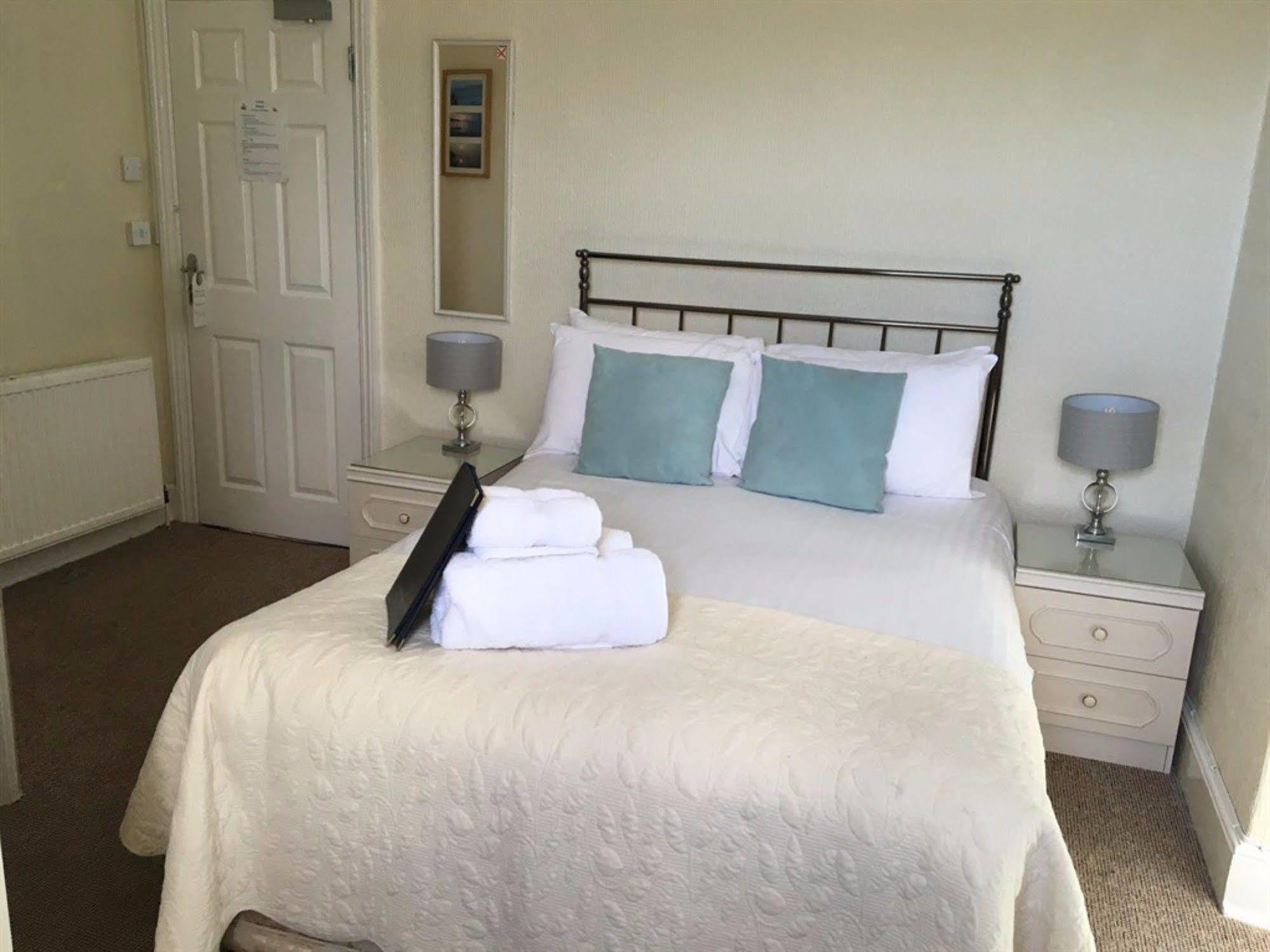 The Wylfa Hotel Abersoch Ngoại thất bức ảnh